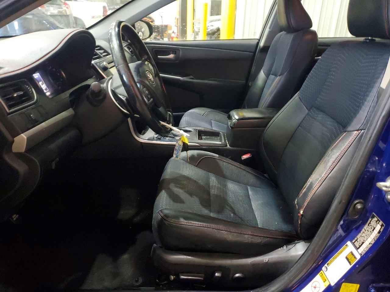 2015 Toyota Camry Se Blue vin: 4T1BF1FK0FU975715