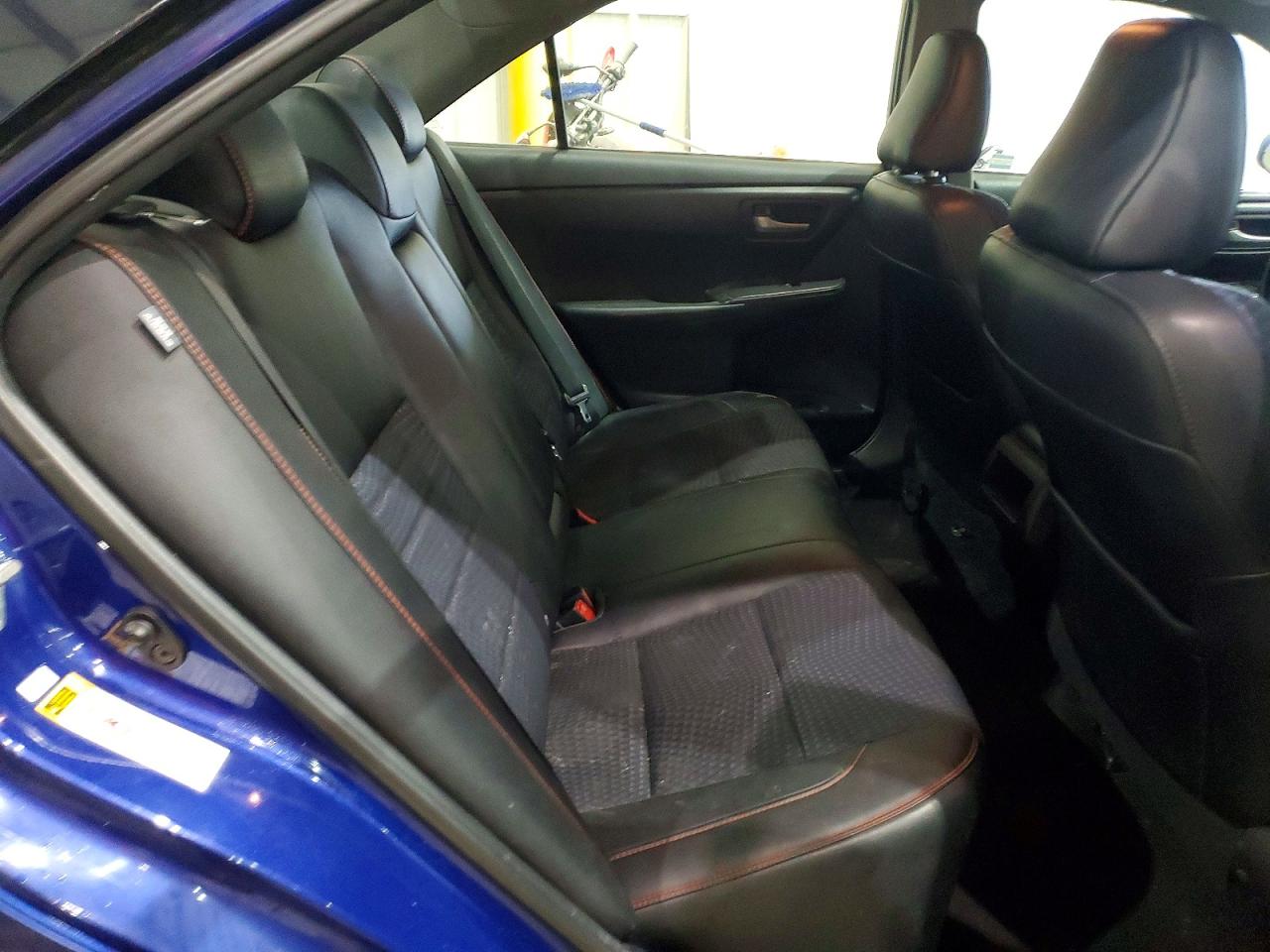 2015 Toyota Camry Se Blue vin: 4T1BF1FK0FU975715