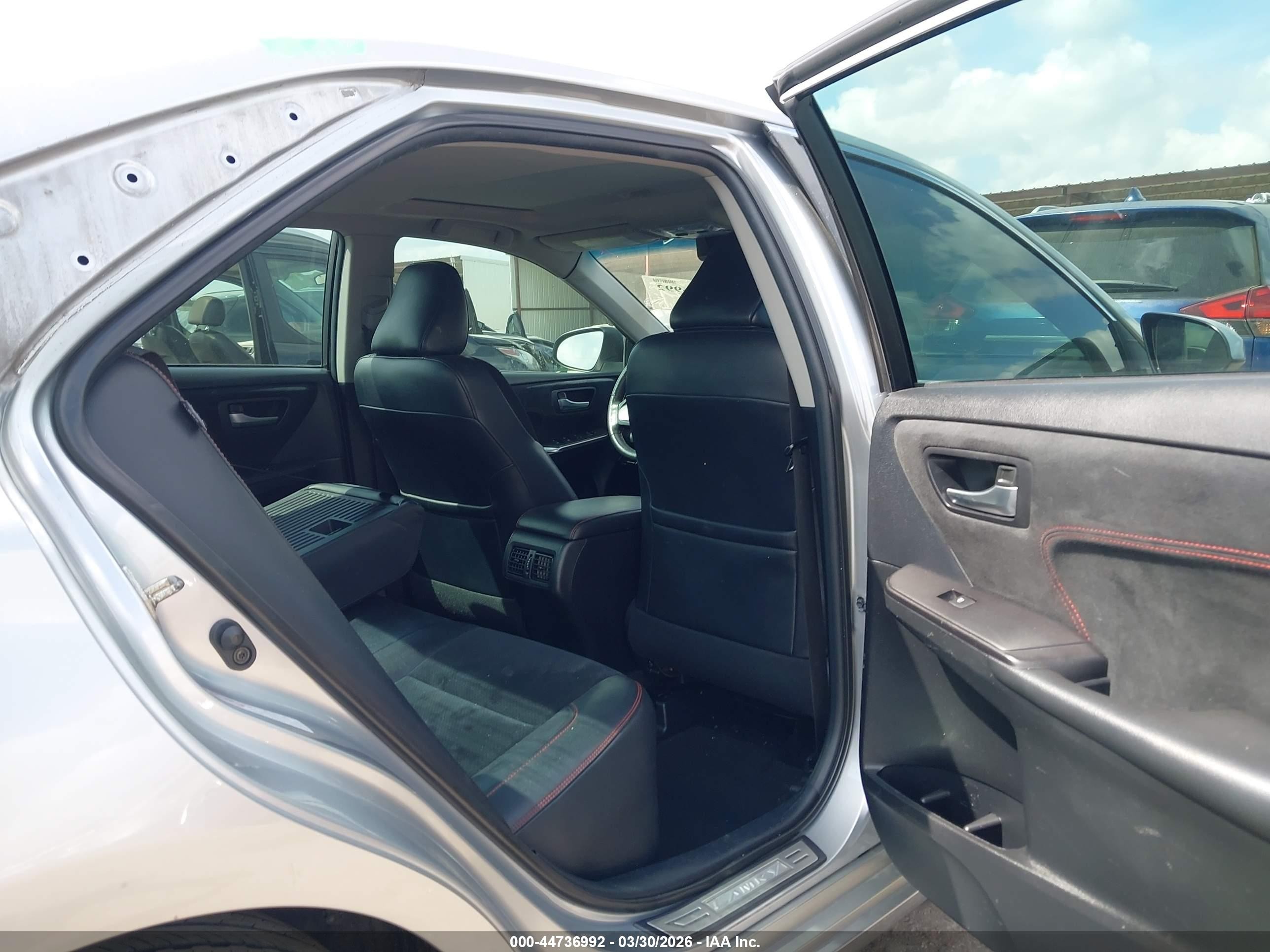 2015 Toyota Camry Xse Silver vin: 4T1BF1FK0FU990151