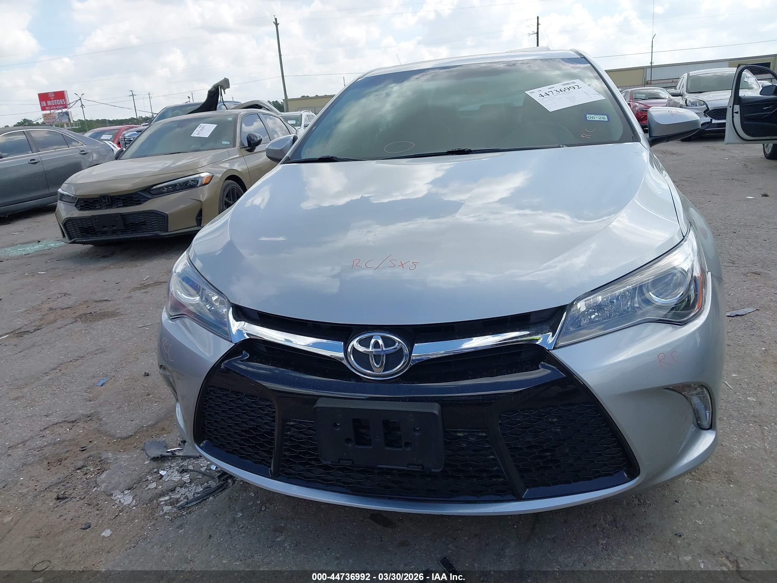 2015 Toyota Camry Xse Silver vin: 4T1BF1FK0FU990151