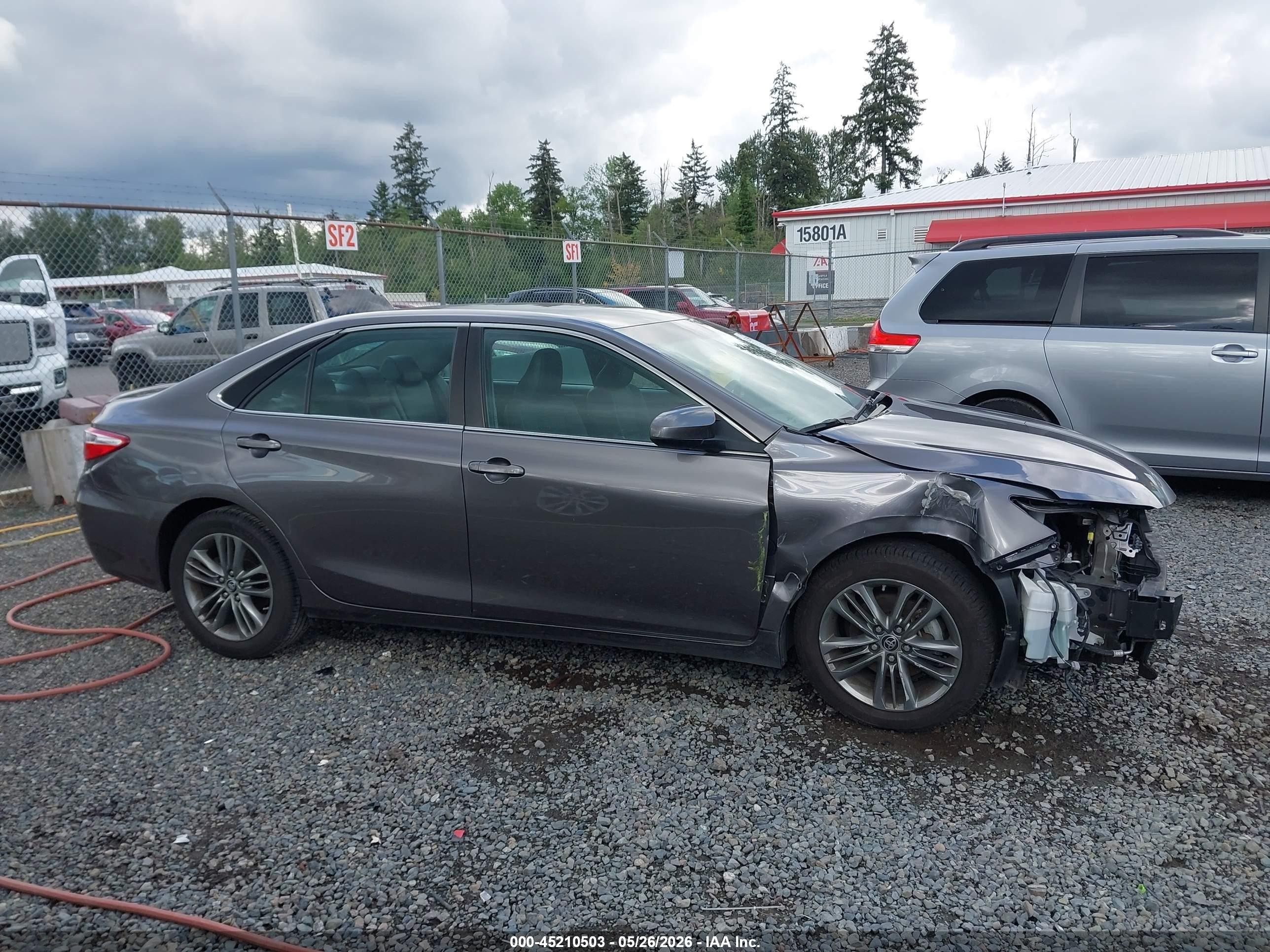 2015 Toyota Camry Se Gray vin: 4T1BF1FK0FU997827