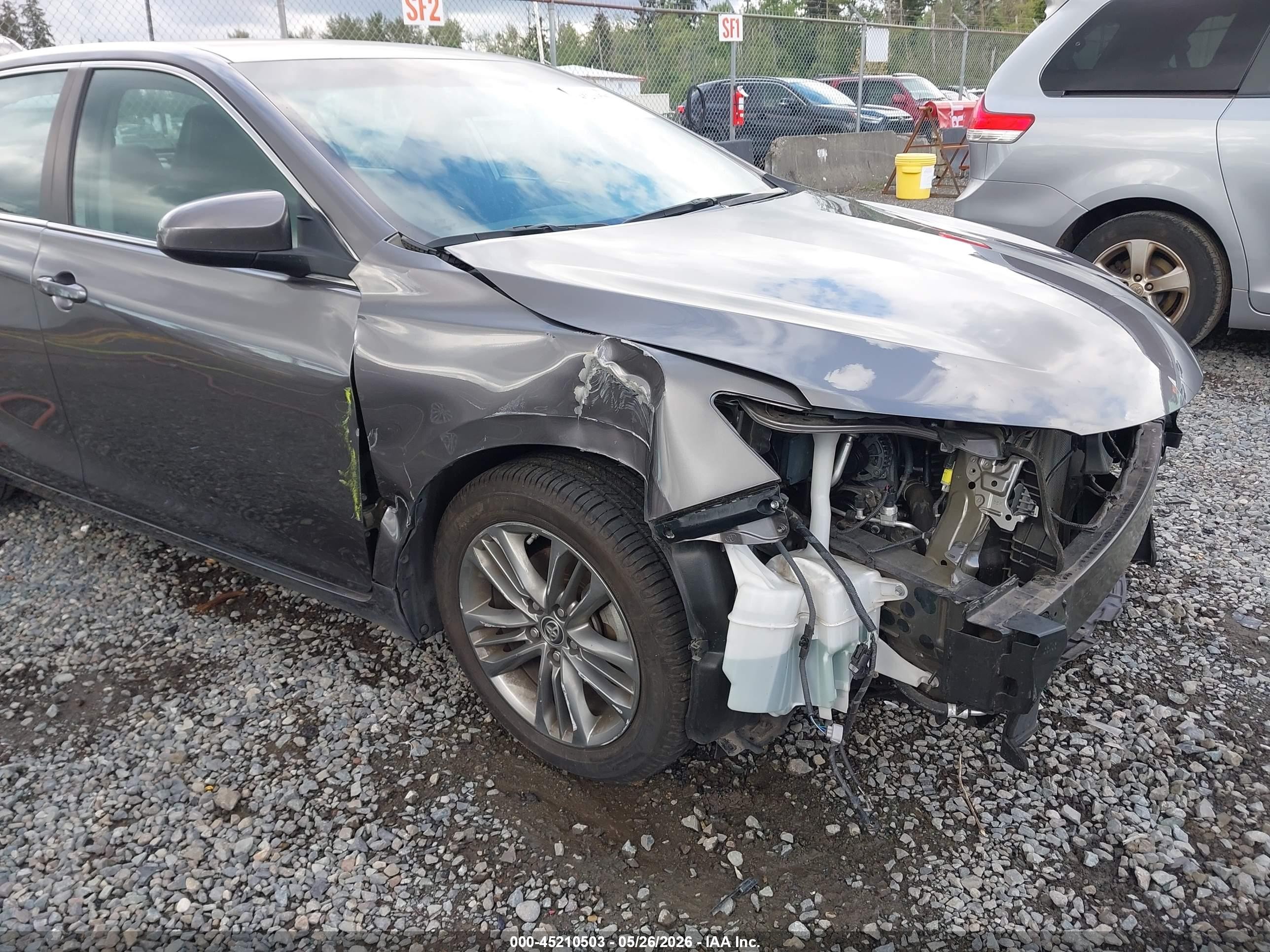 2015 Toyota Camry Se Gray vin: 4T1BF1FK0FU997827