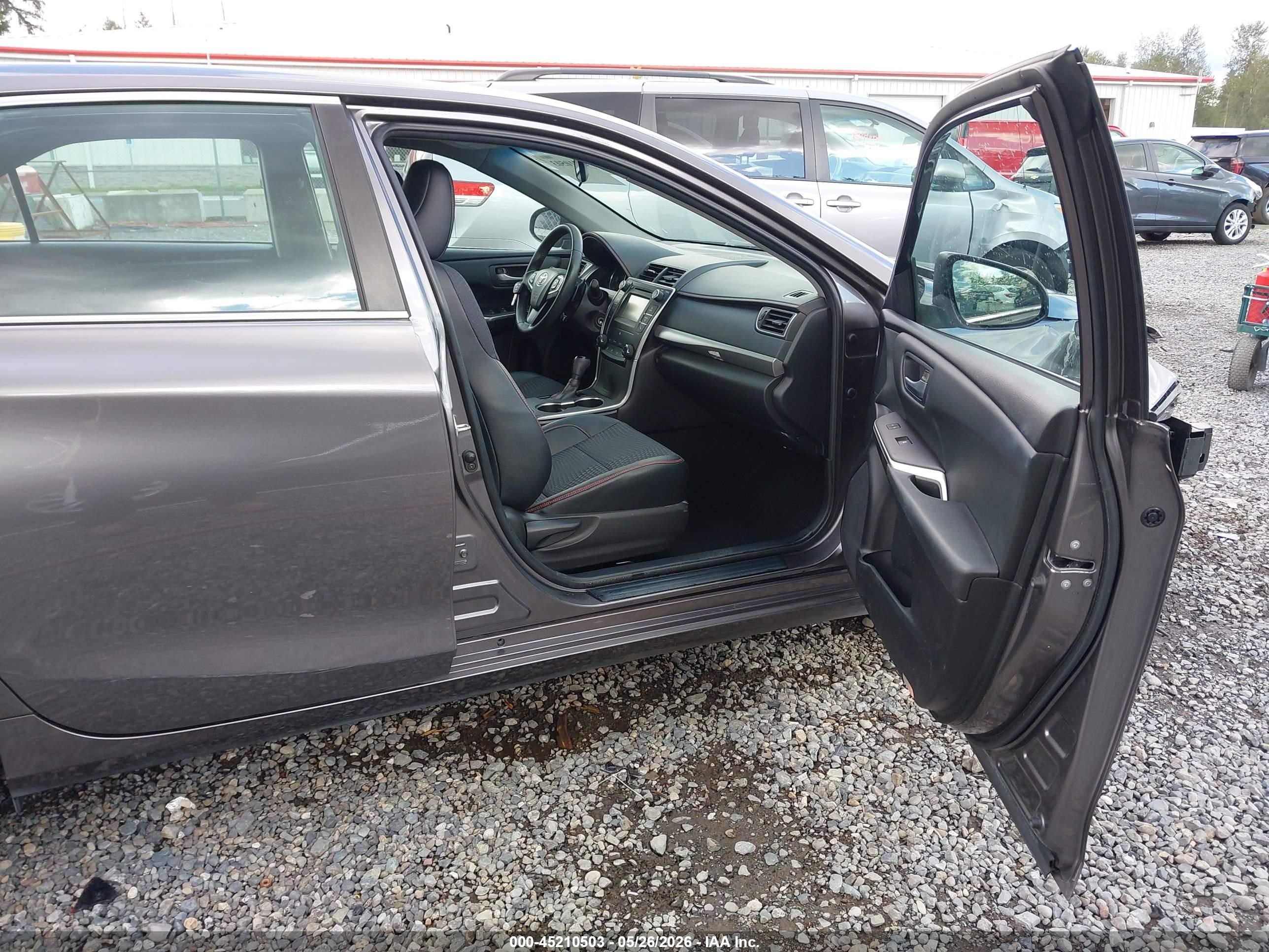 2015 Toyota Camry Se Gray vin: 4T1BF1FK0FU997827
