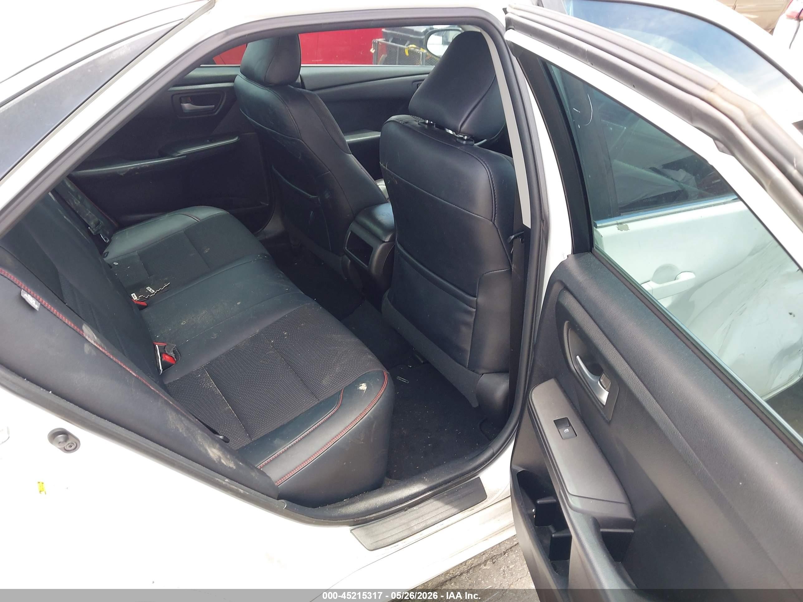 2016 Toyota Camry Se White vin: 4T1BF1FK0GU137315