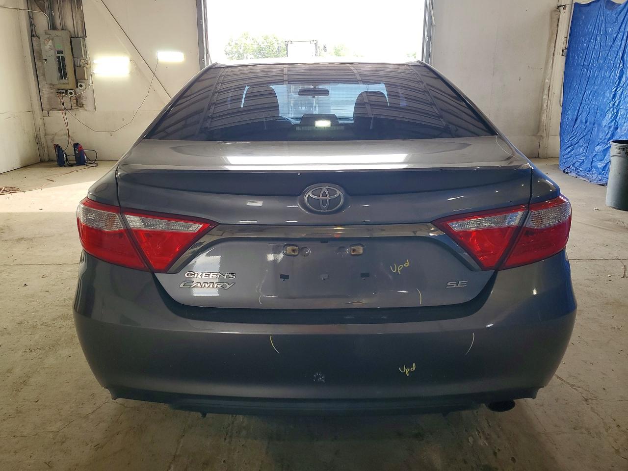 2016 Toyota Camry Se Gray vin: 4T1BF1FK0GU210408