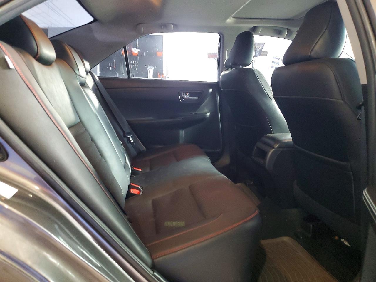 2016 Toyota Camry Se Gray vin: 4T1BF1FK0GU210408