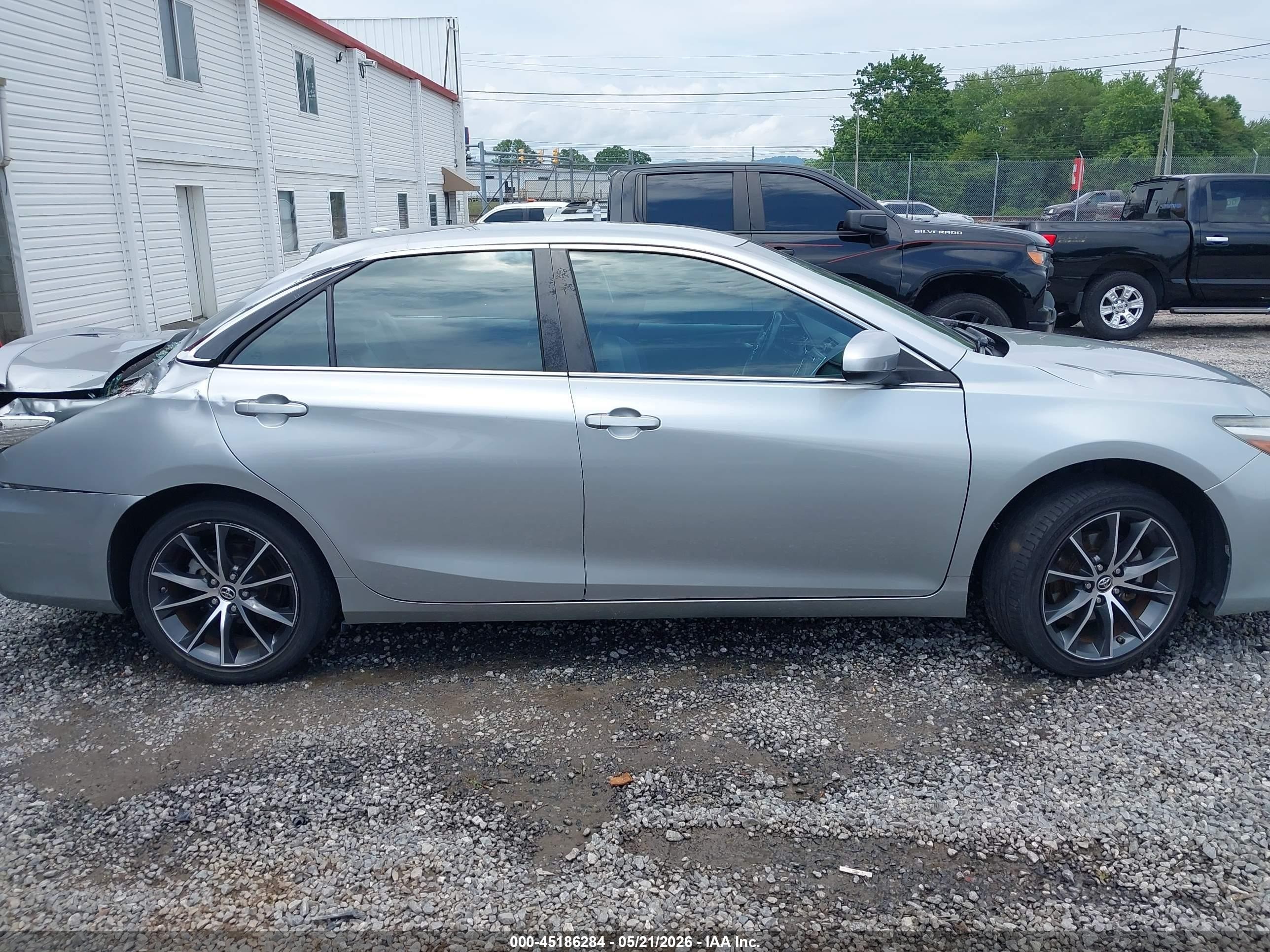 2016 Toyota Camry Xse Silver vin: 4T1BF1FK0GU234675