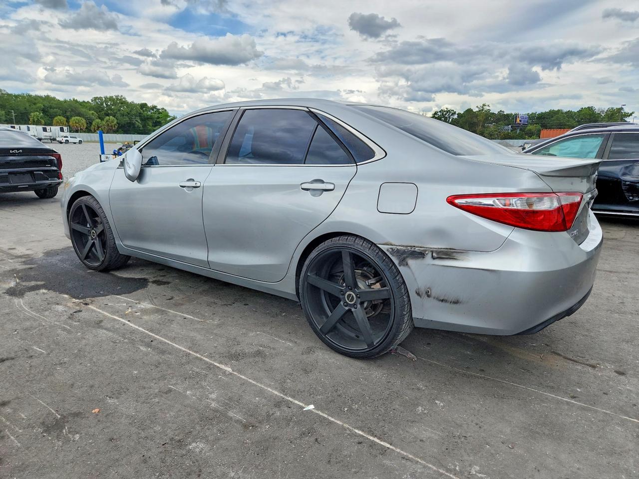 2016 Toyota Camry Se Silver vin: 4T1BF1FK0GU239505