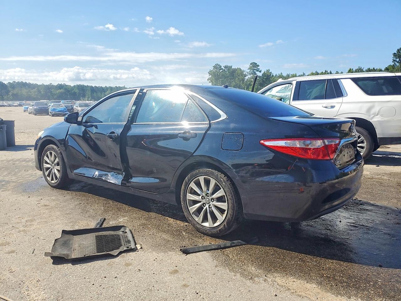 2016 Toyota Camry Xle Black vin: 4T1BF1FK0GU583397