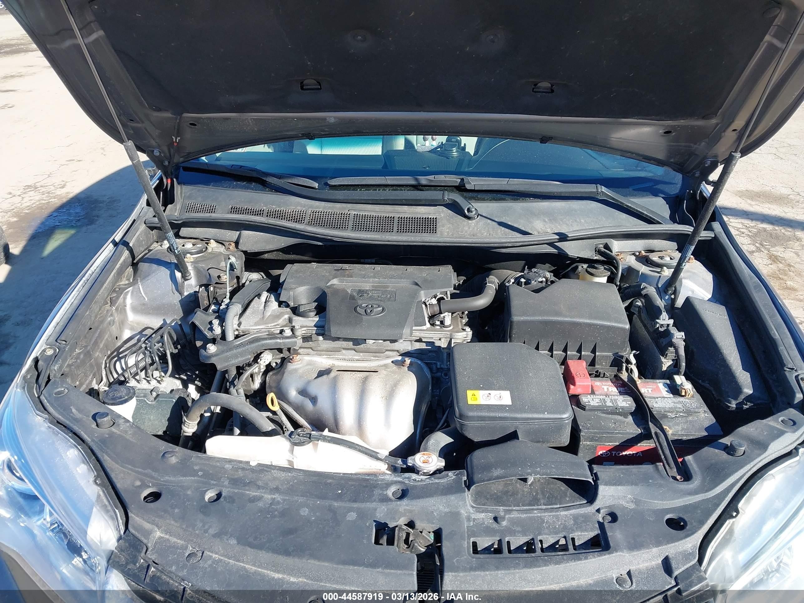 2017 Toyota Camry Le Gray vin: 4T1BF1FK0HU294568