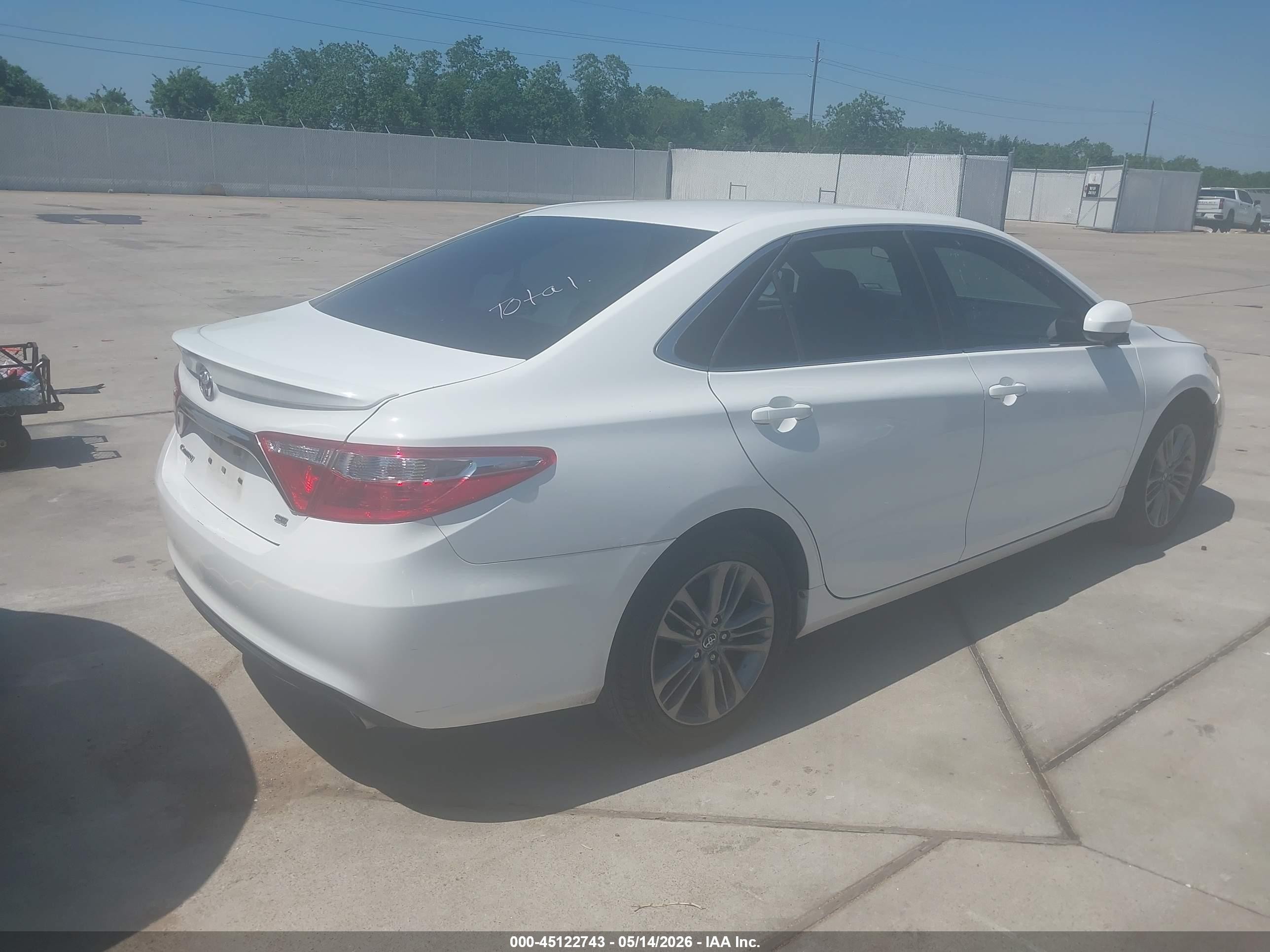 2017 Toyota Camry Se Белый vin: 4T1BF1FK0HU312308