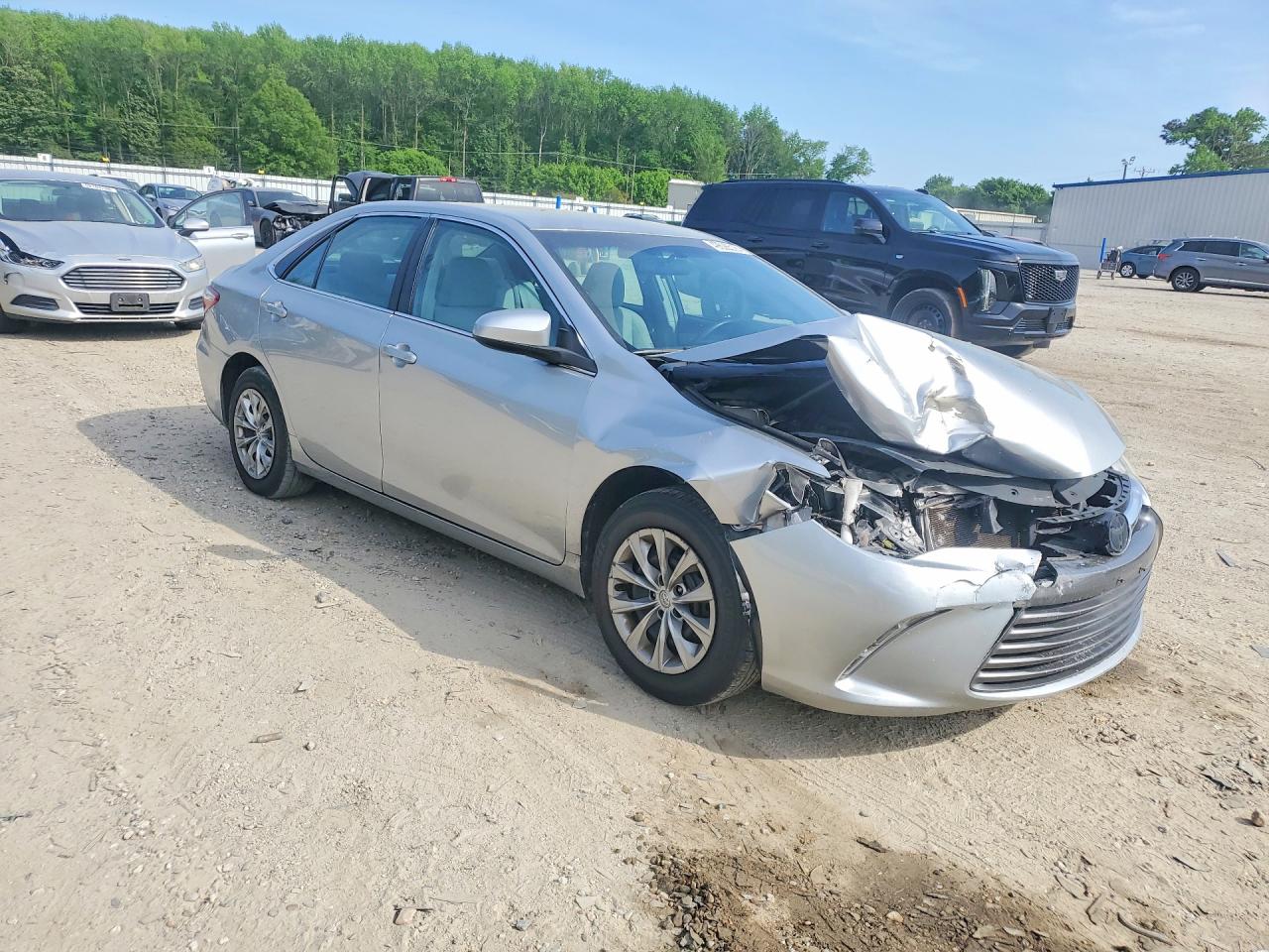 2017 Toyota Camry Le Silver vin: 4T1BF1FK0HU762802
