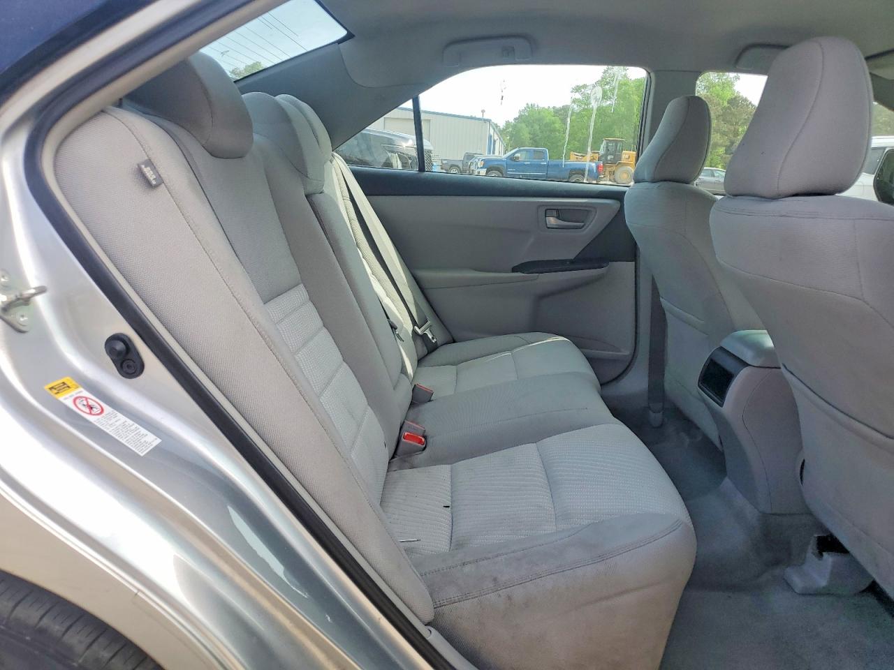 2017 Toyota Camry Le Silver vin: 4T1BF1FK0HU762802