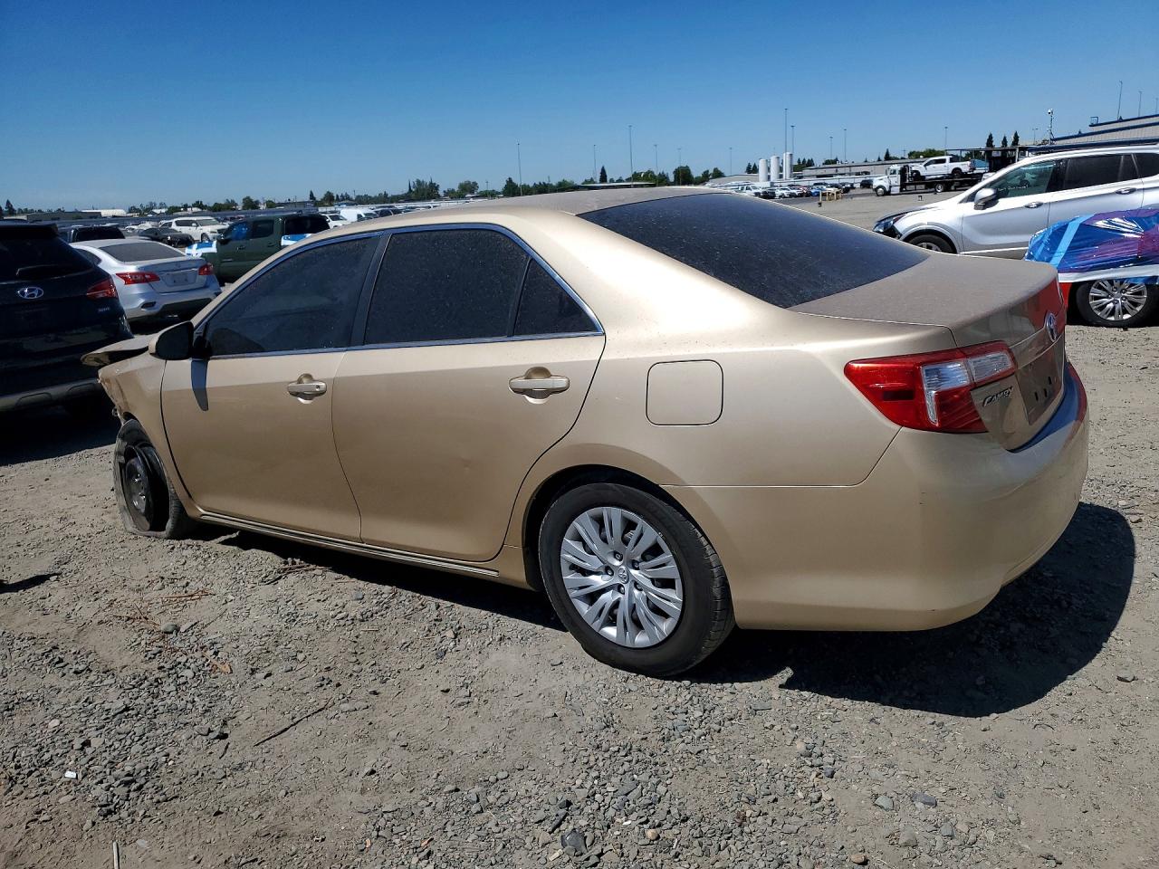 2012 Toyota Camry Le Gold vin: 4T1BF1FK1CU006291