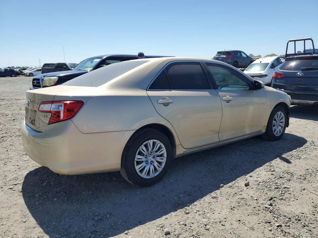2012 Toyota Camry Le Gold vin: 4T1BF1FK1CU006291