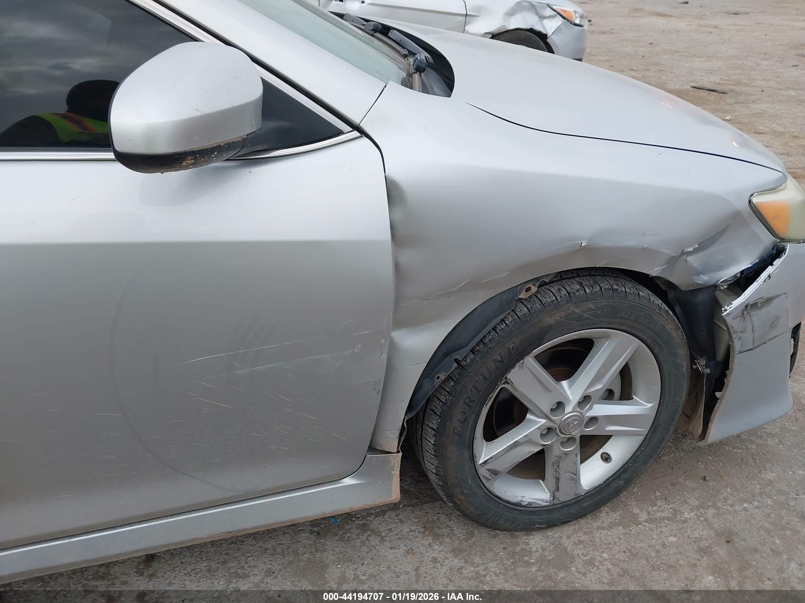 2012 Toyota Camry Se Silver vin: 4T1BF1FK1CU012138