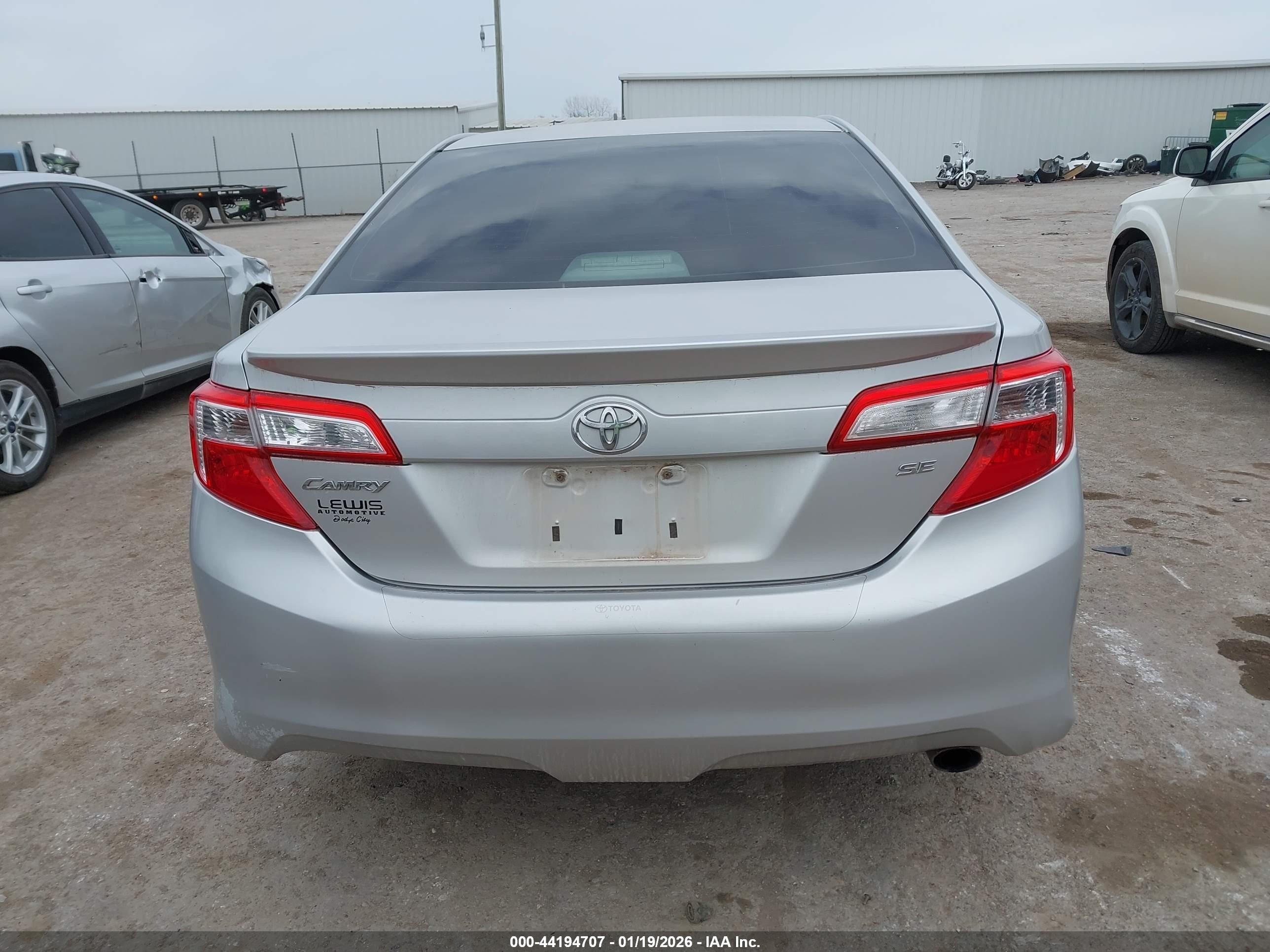 2012 Toyota Camry Se Silver vin: 4T1BF1FK1CU012138