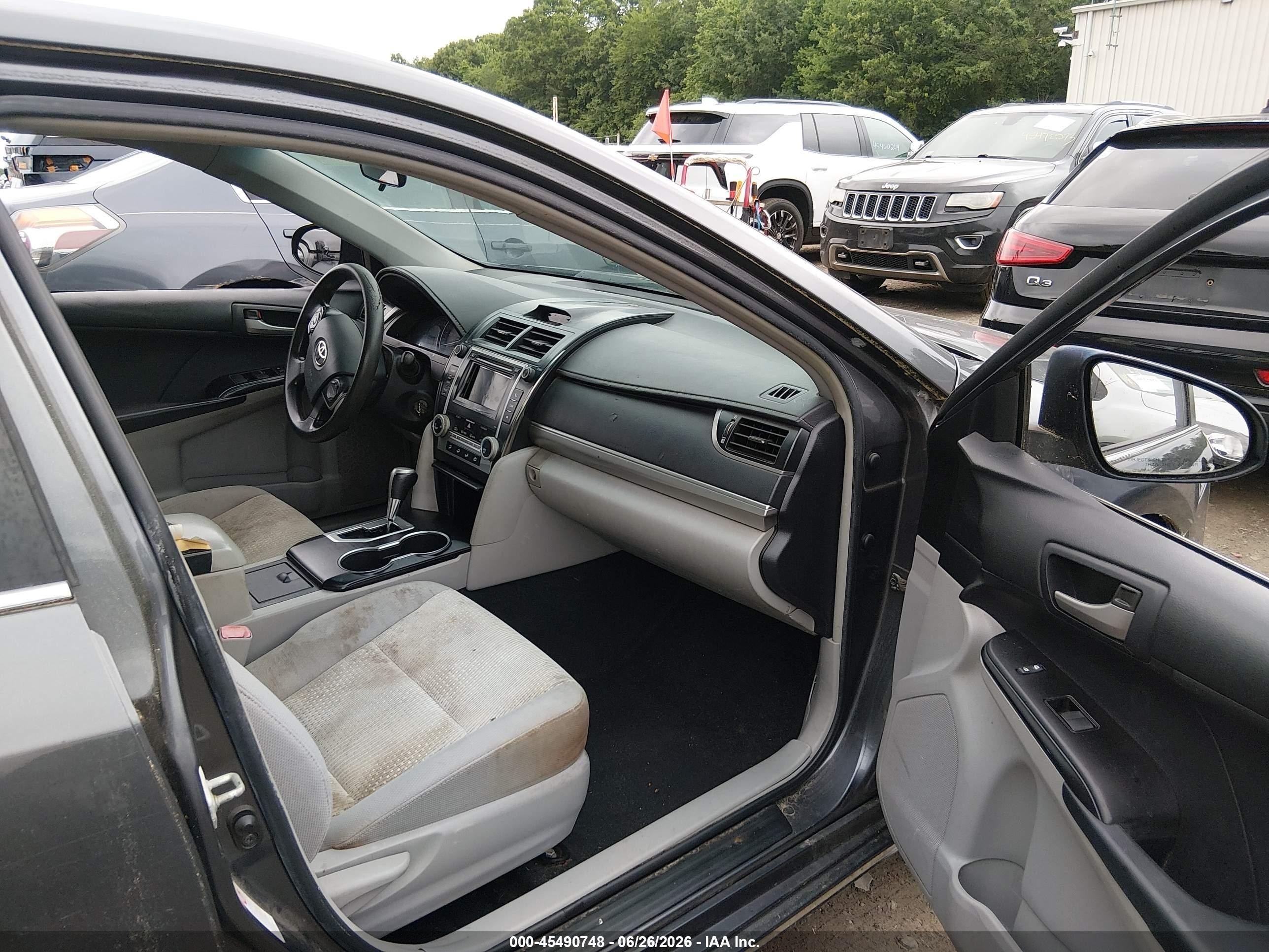 2012 Toyota Camry Le Gray vin: 4T1BF1FK1CU027903