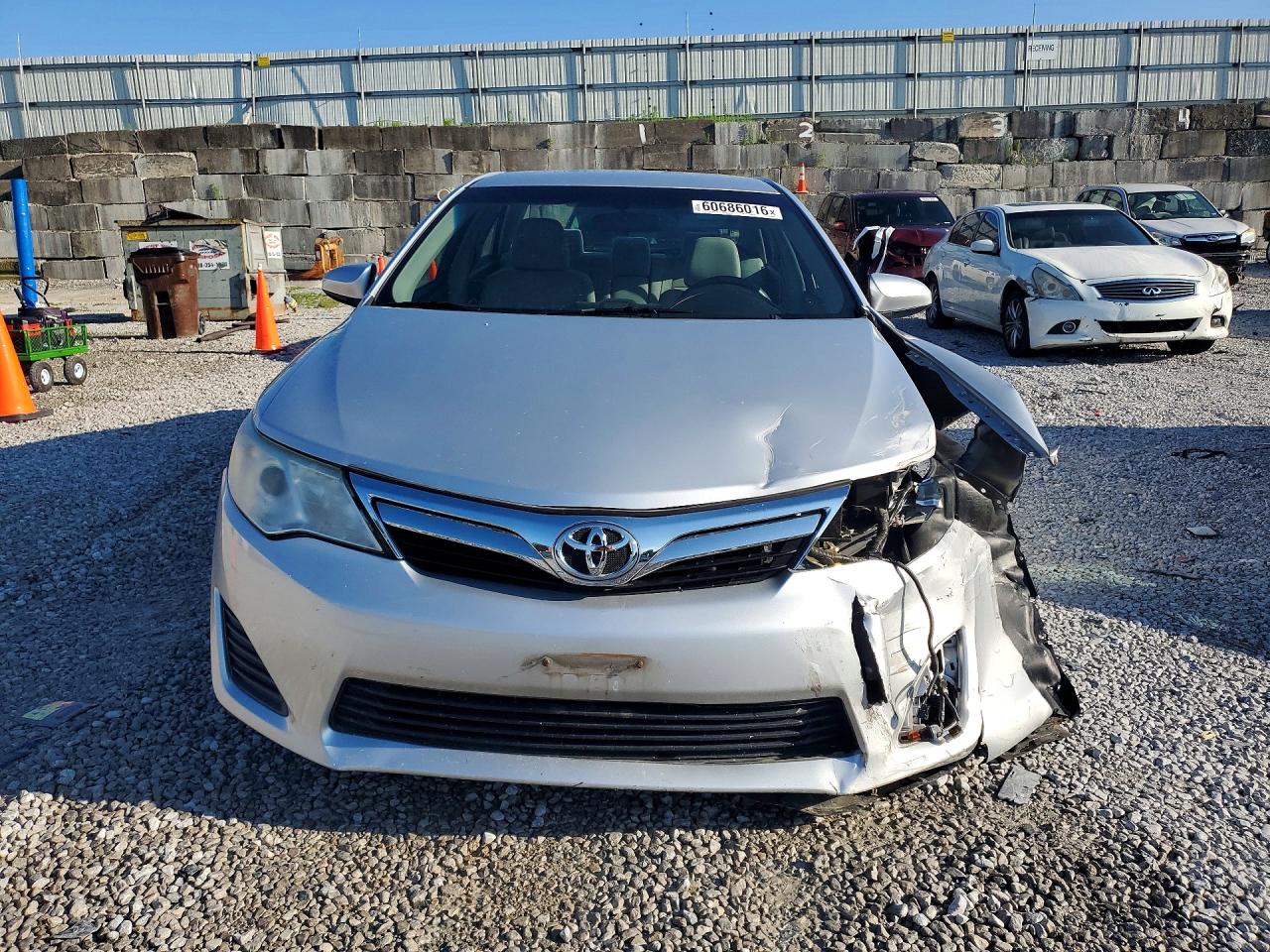 2012 Toyota Camry Le Серебряный vin: 4T1BF1FK1CU035449