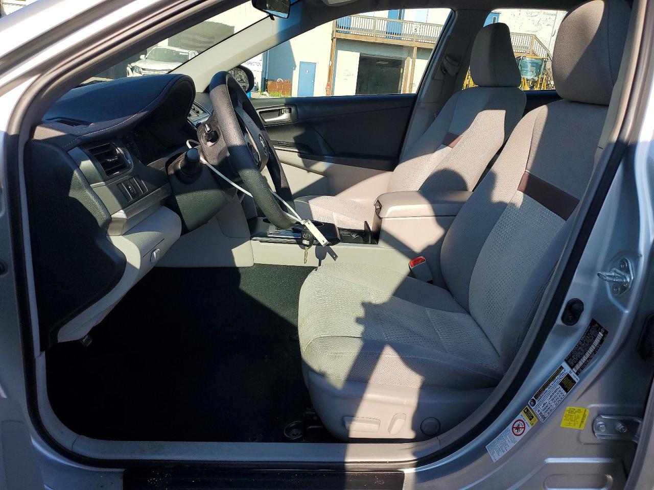 2012 Toyota Camry Le Серебряный vin: 4T1BF1FK1CU035449