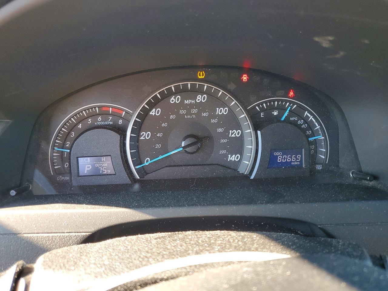 2012 Toyota Camry Le Серебряный vin: 4T1BF1FK1CU035449