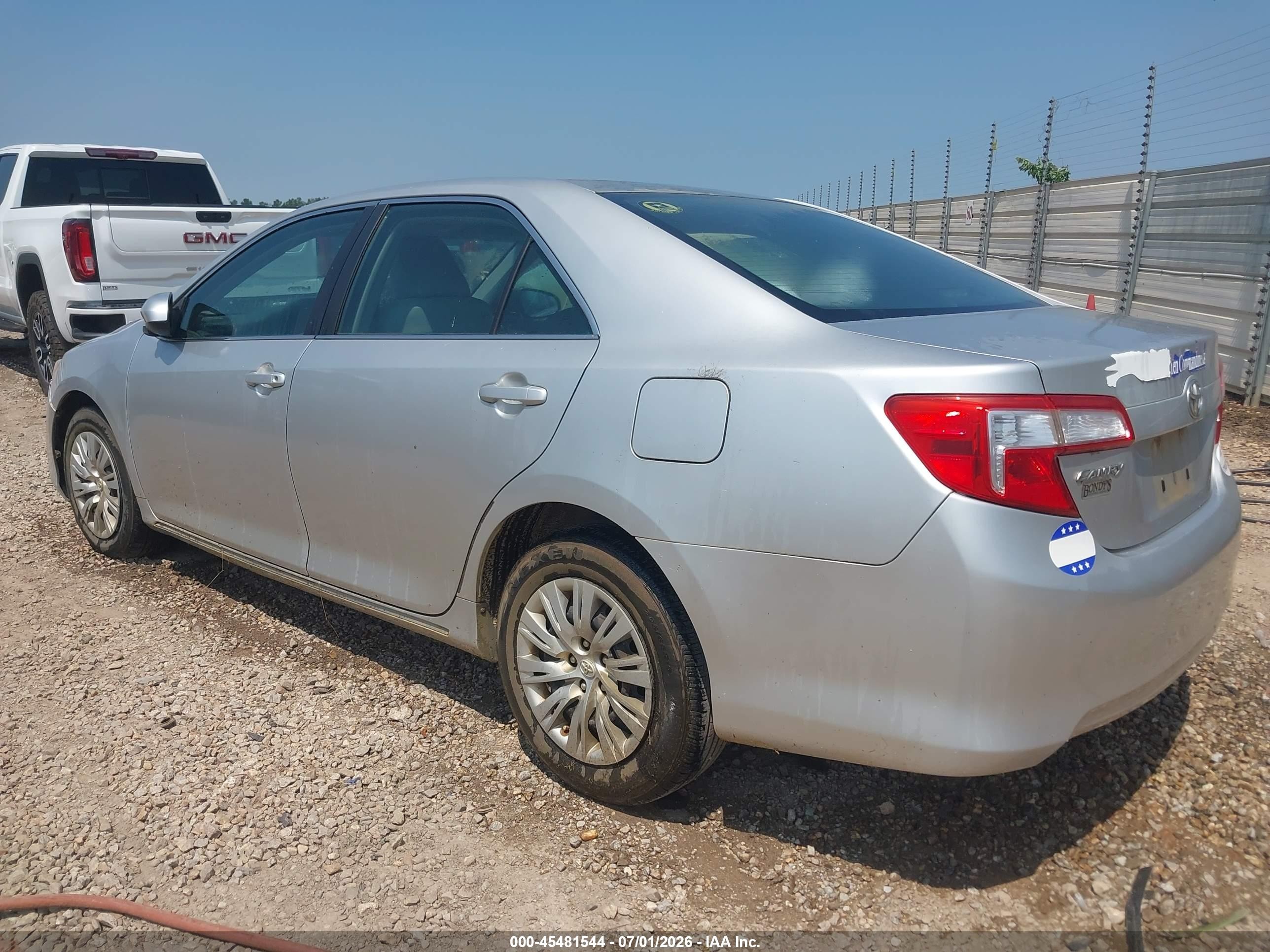 2012 Toyota Camry Le Silver vin: 4T1BF1FK1CU043941