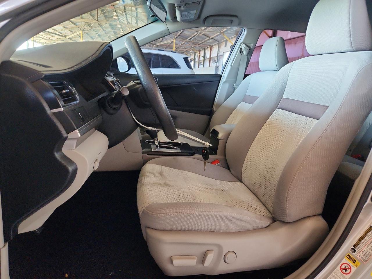 2012 Toyota Camry Le Silver vin: 4T1BF1FK1CU050212