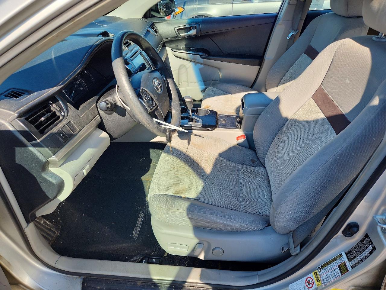 2012 Toyota Camry Le Silver vin: 4T1BF1FK1CU061498