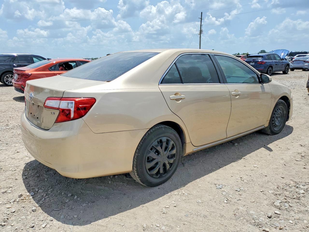 2012 Toyota Camry Le Gold vin: 4T1BF1FK1CU064093
