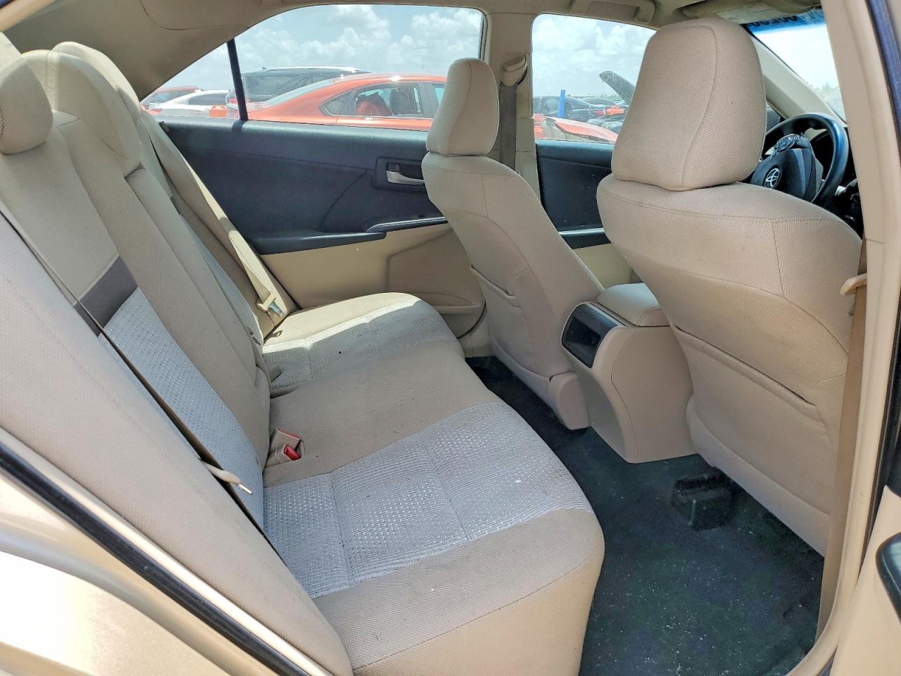 2012 Toyota Camry Le Gold vin: 4T1BF1FK1CU064093