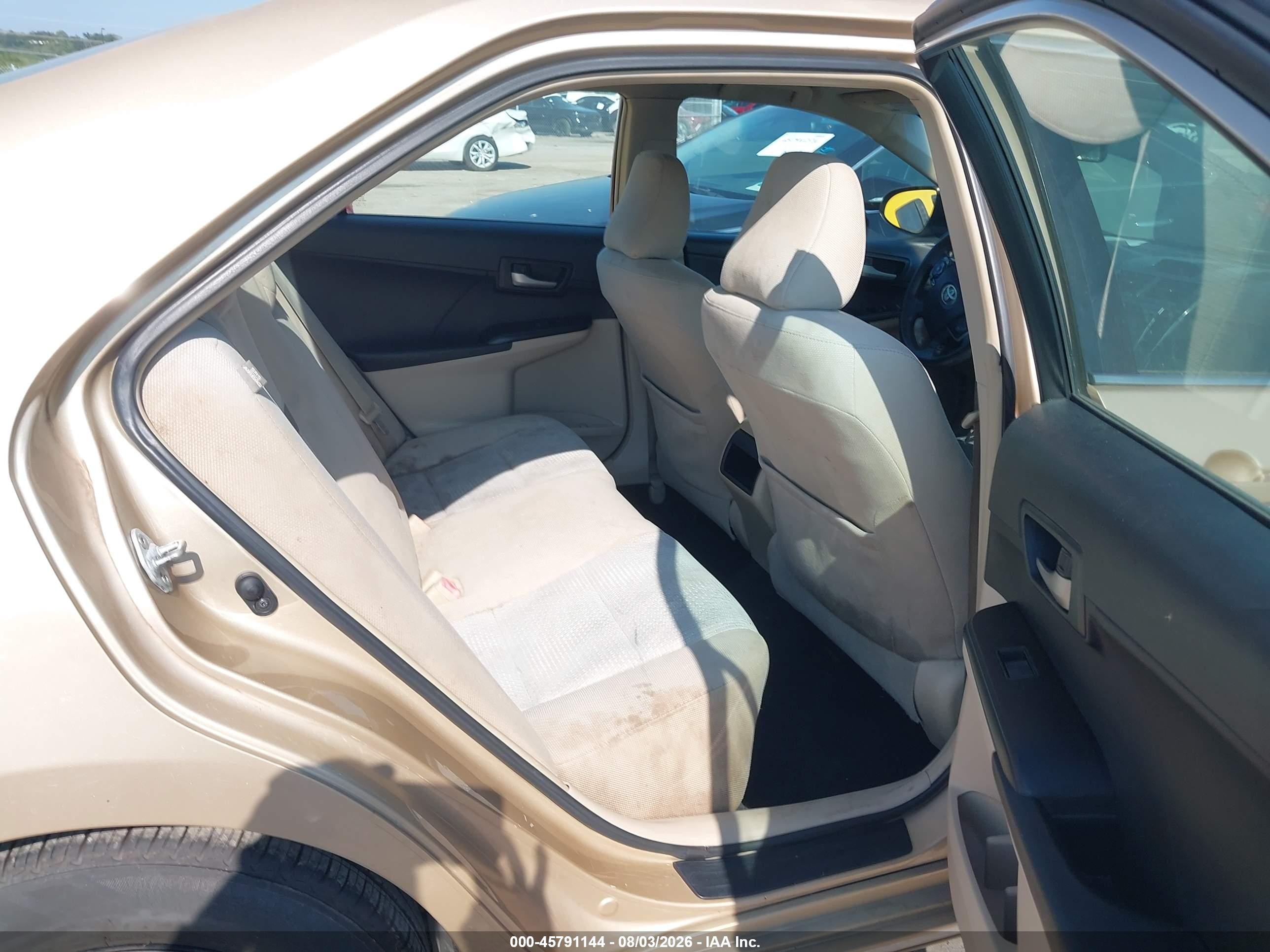 2012 Toyota Camry Le Золотой vin: 4T1BF1FK1CU081525