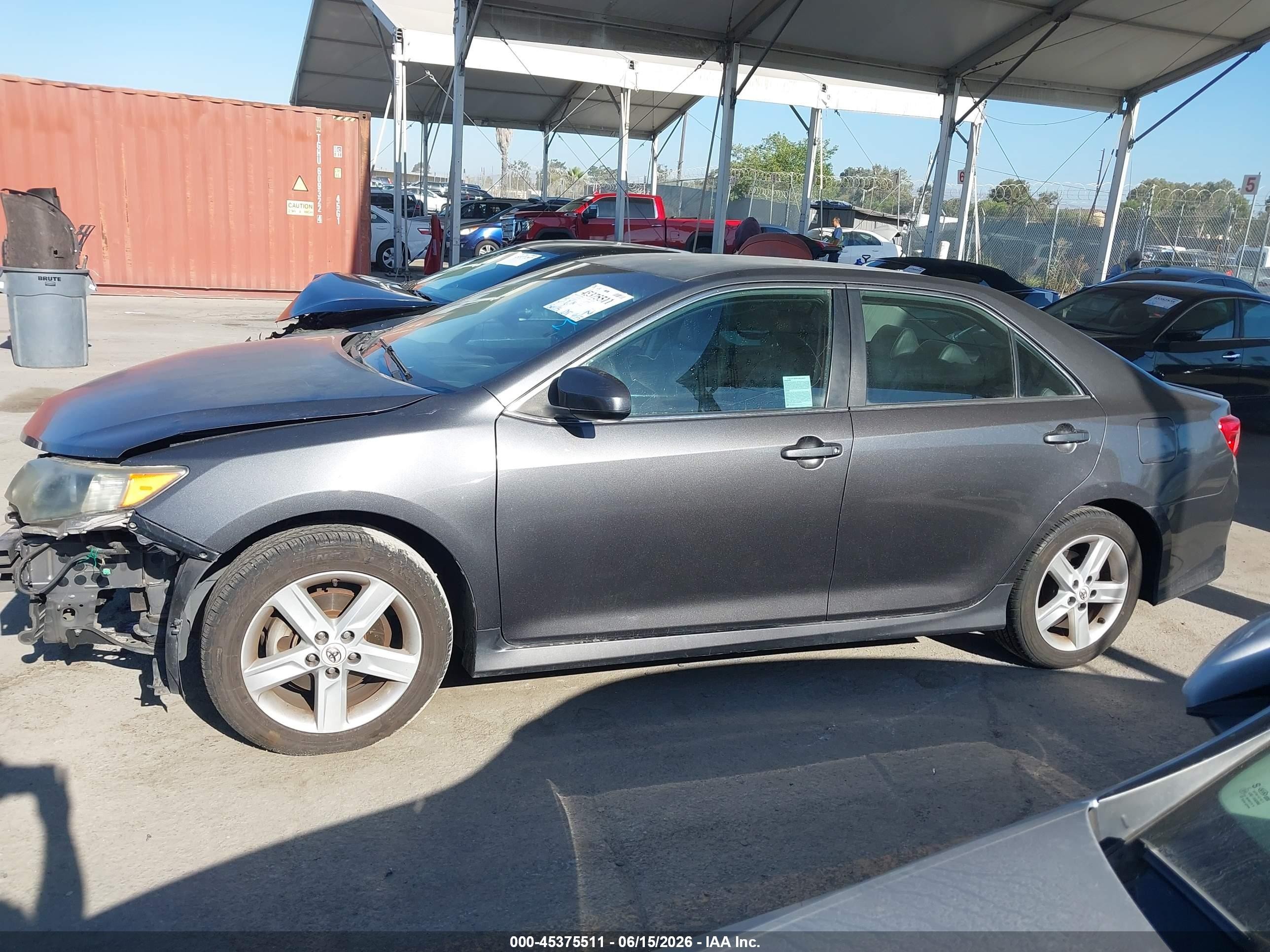 2012 Toyota Camry Se Серый vin: 4T1BF1FK1CU083114
