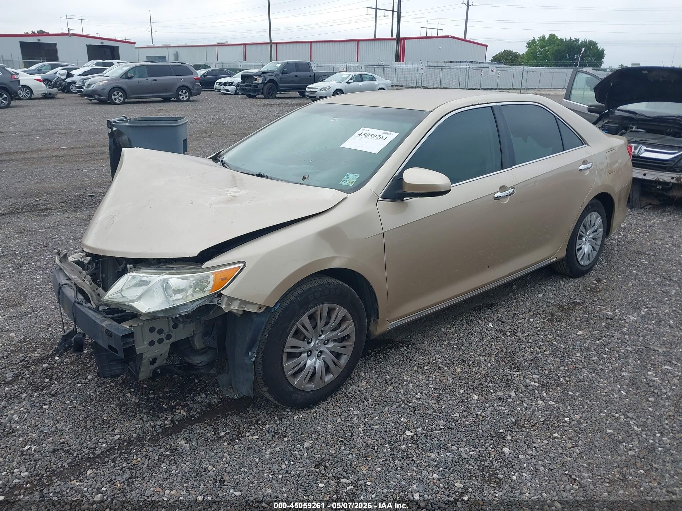2012 Toyota Camry Le Gold vin: 4T1BF1FK1CU085672