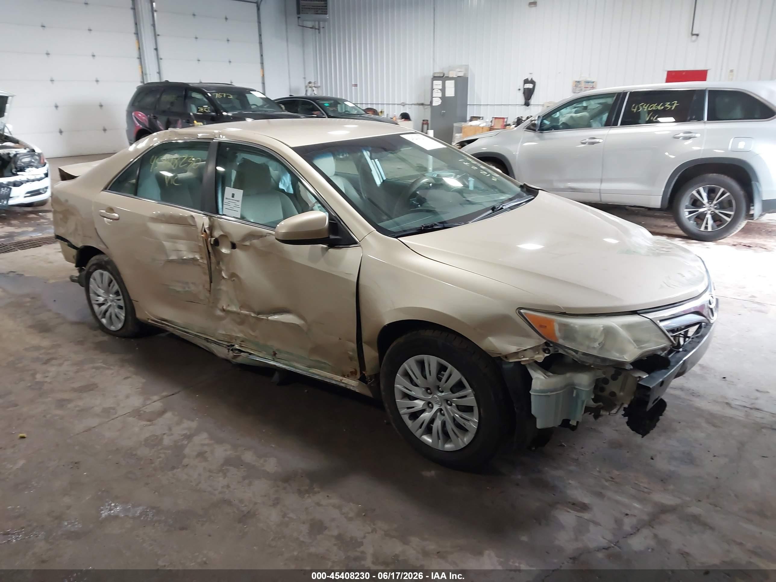 2012 Toyota Camry Le Beige vin: 4T1BF1FK1CU090774