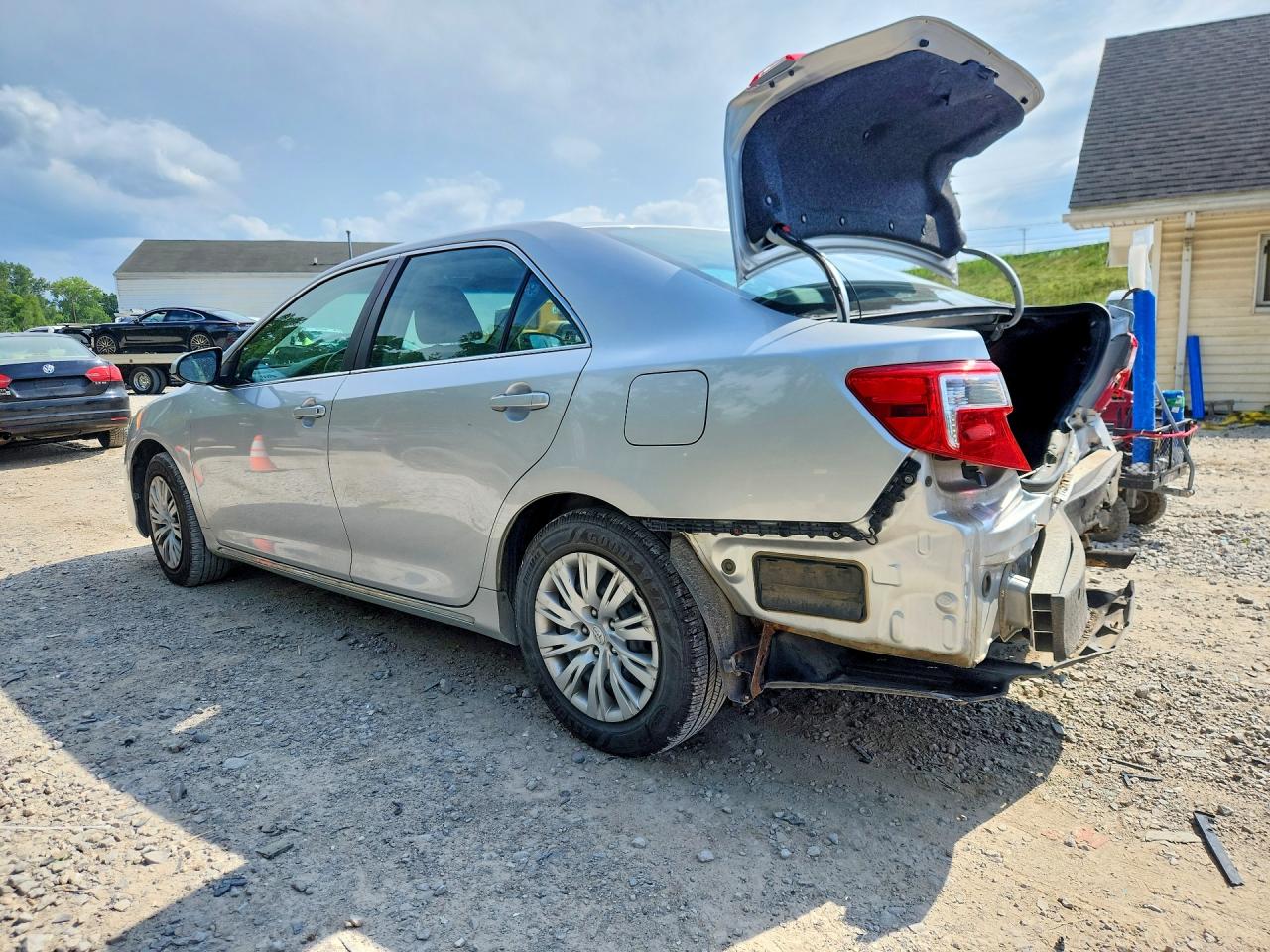 2012 Toyota Camry Le Silver vin: 4T1BF1FK1CU122882