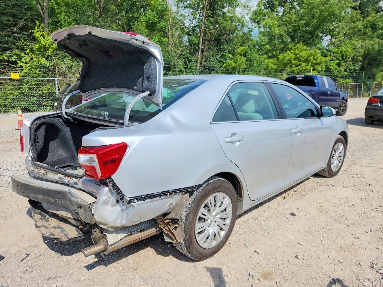 2012 Toyota Camry Le Silver vin: 4T1BF1FK1CU122882
