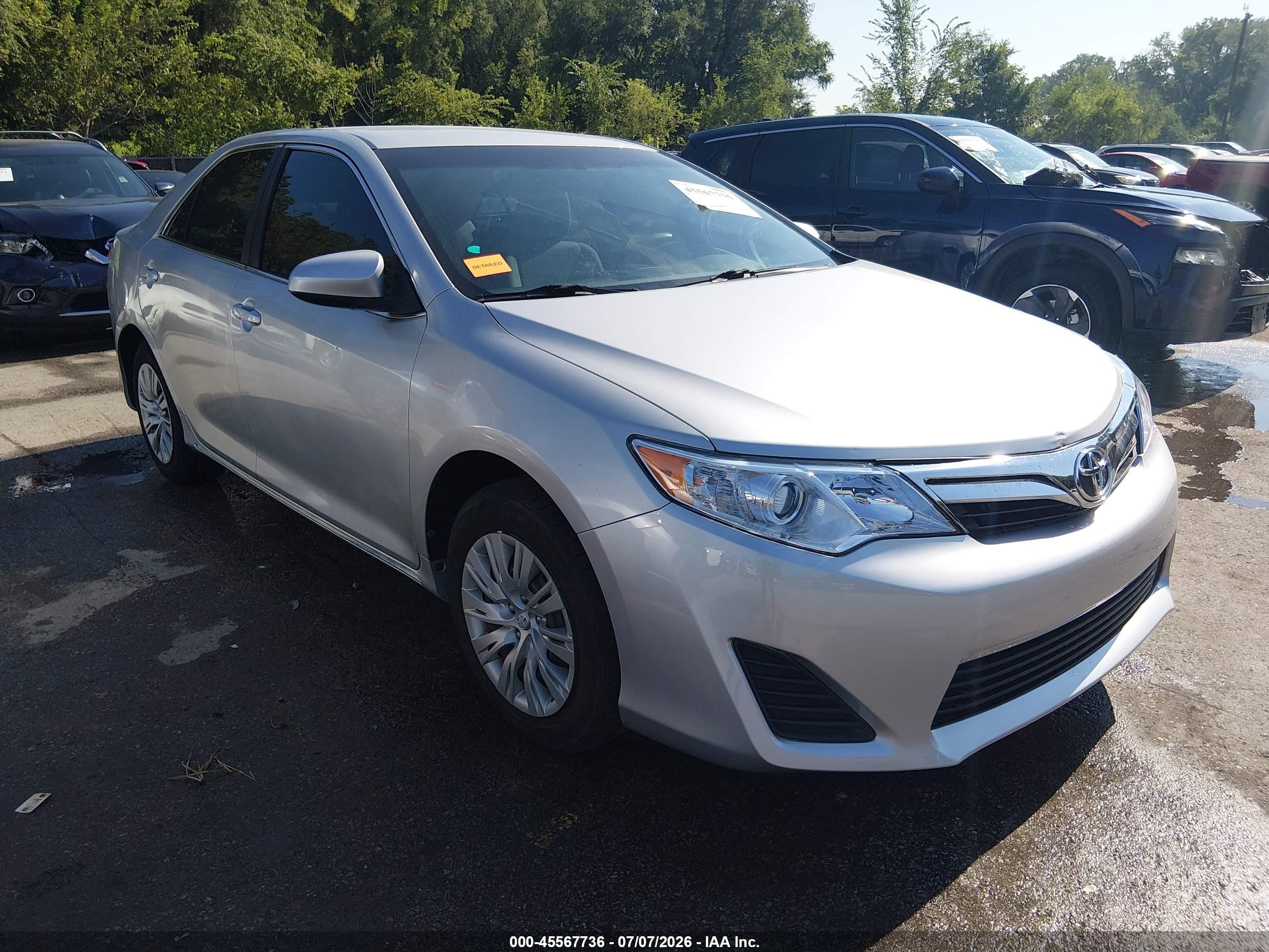 2012 Toyota Camry Le Серебряный vin: 4T1BF1FK1CU123076