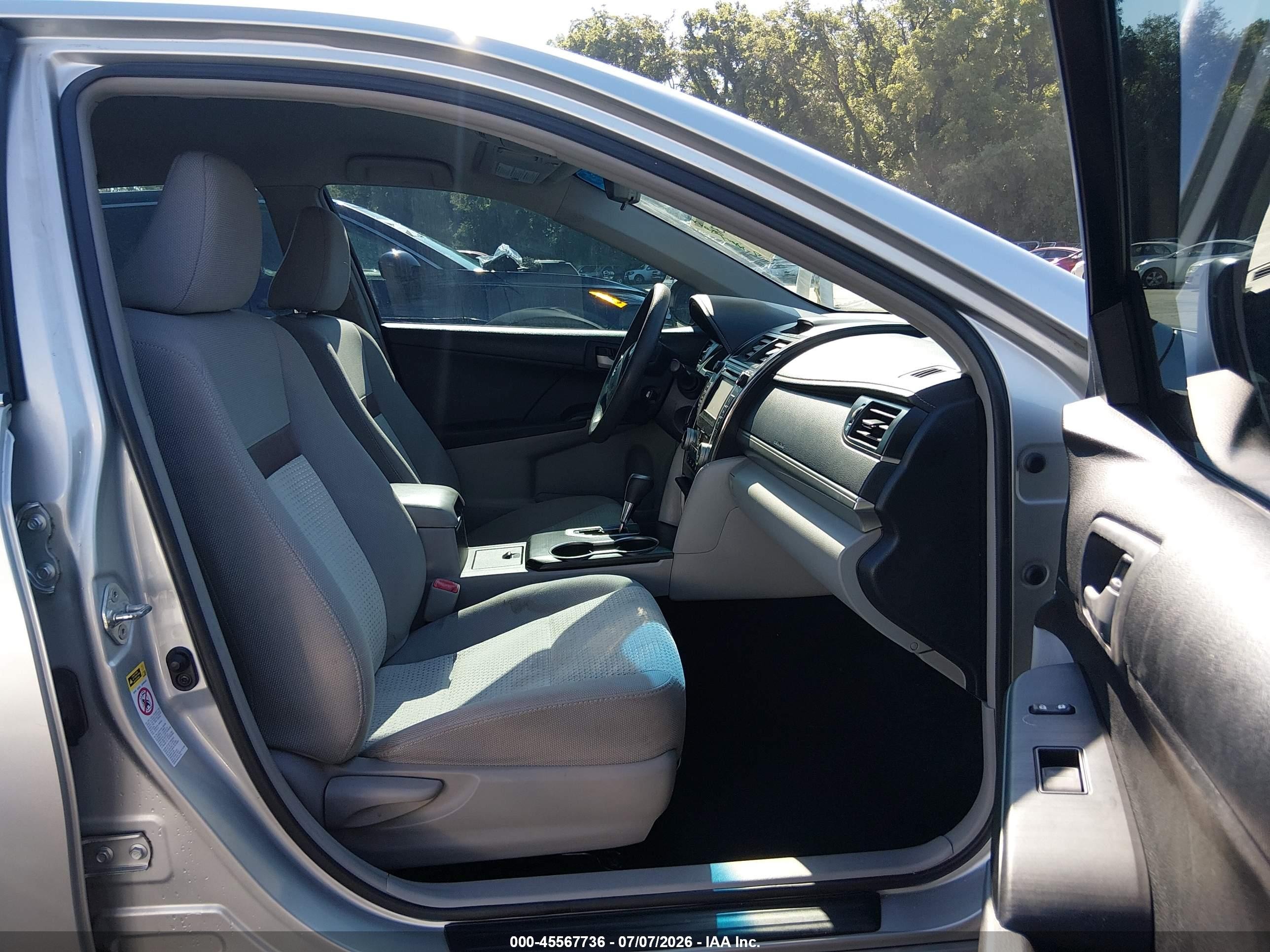 2012 Toyota Camry Le Silver vin: 4T1BF1FK1CU123076
