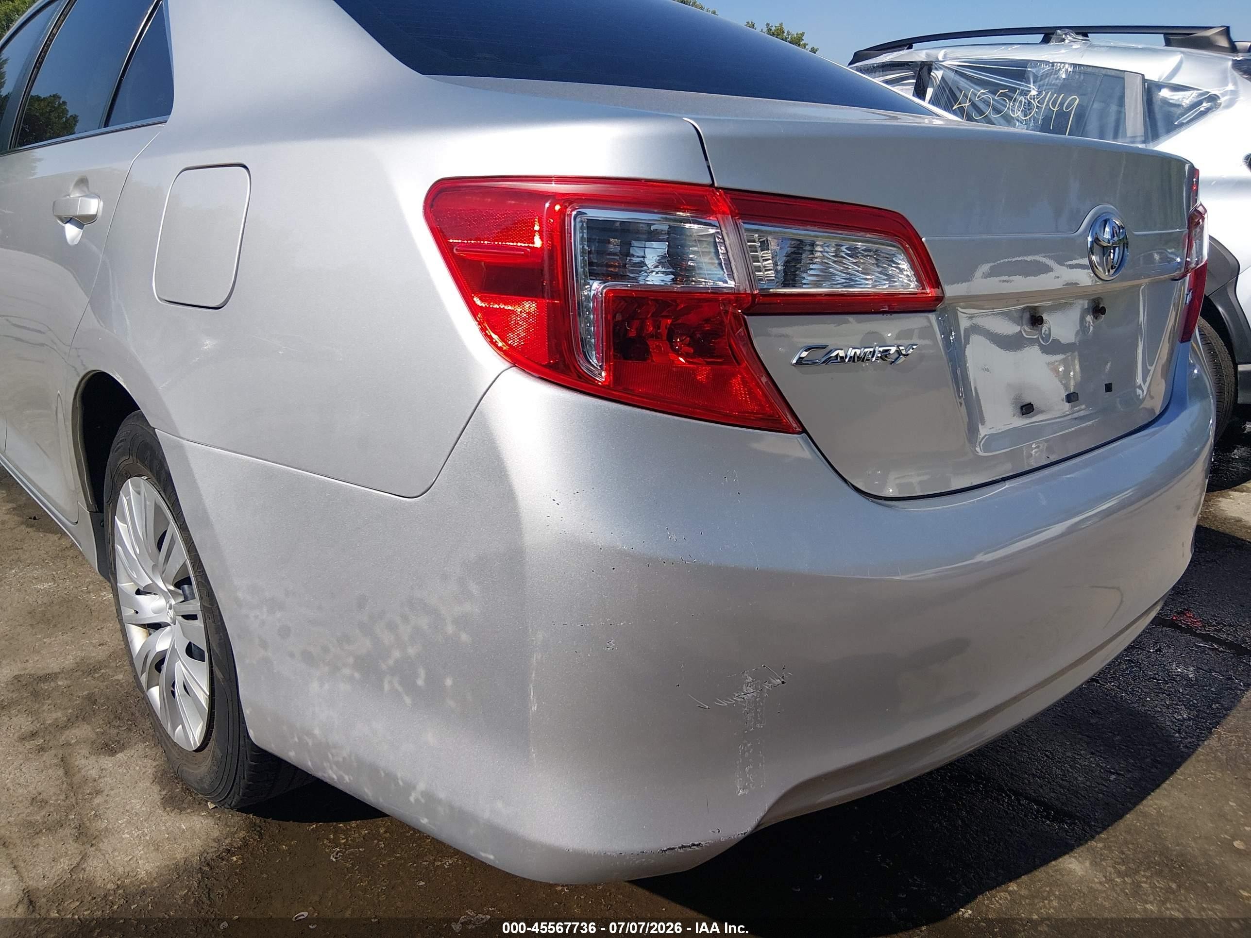 2012 Toyota Camry Le Silver vin: 4T1BF1FK1CU123076