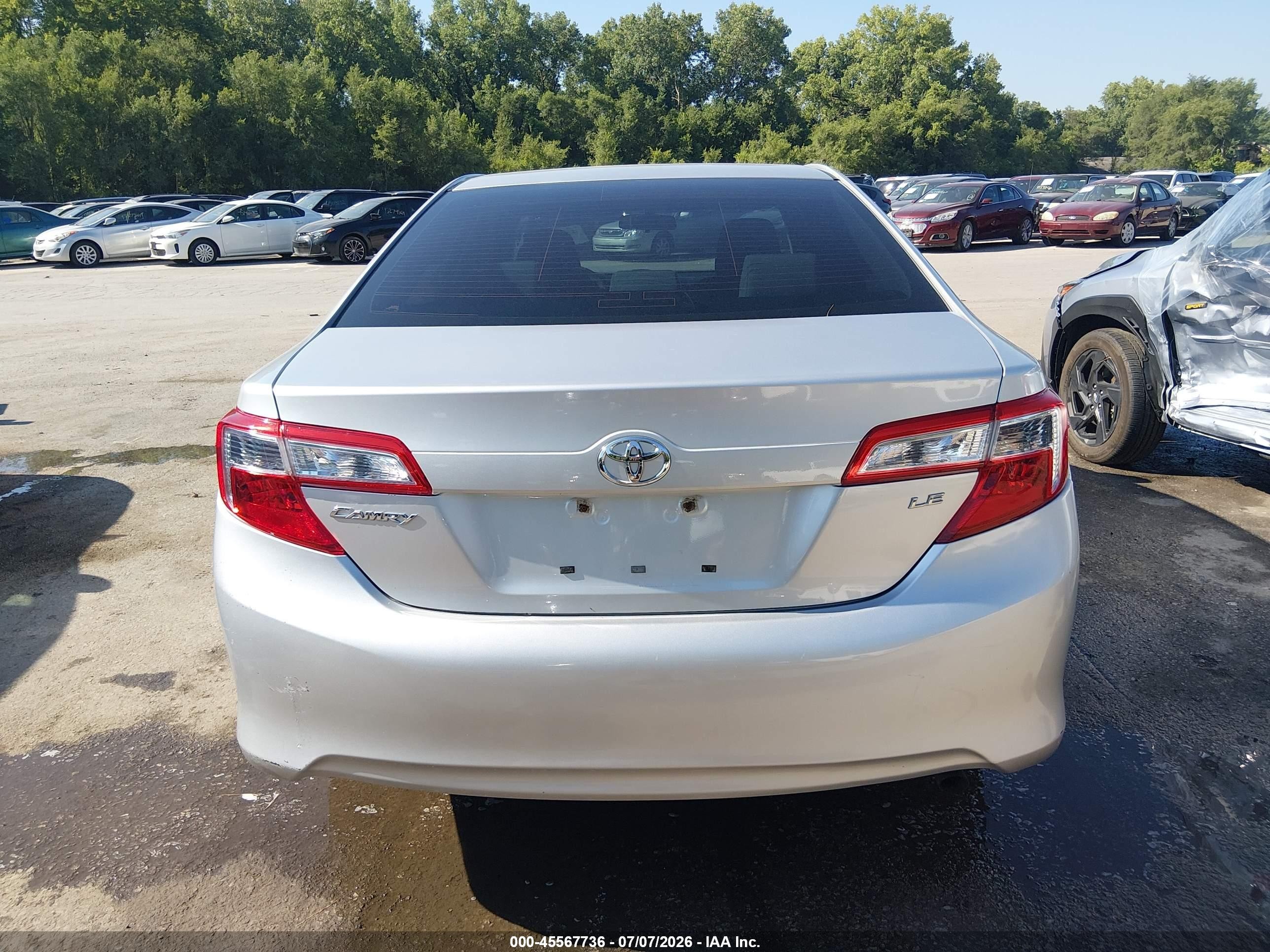 2012 Toyota Camry Le Silver vin: 4T1BF1FK1CU123076