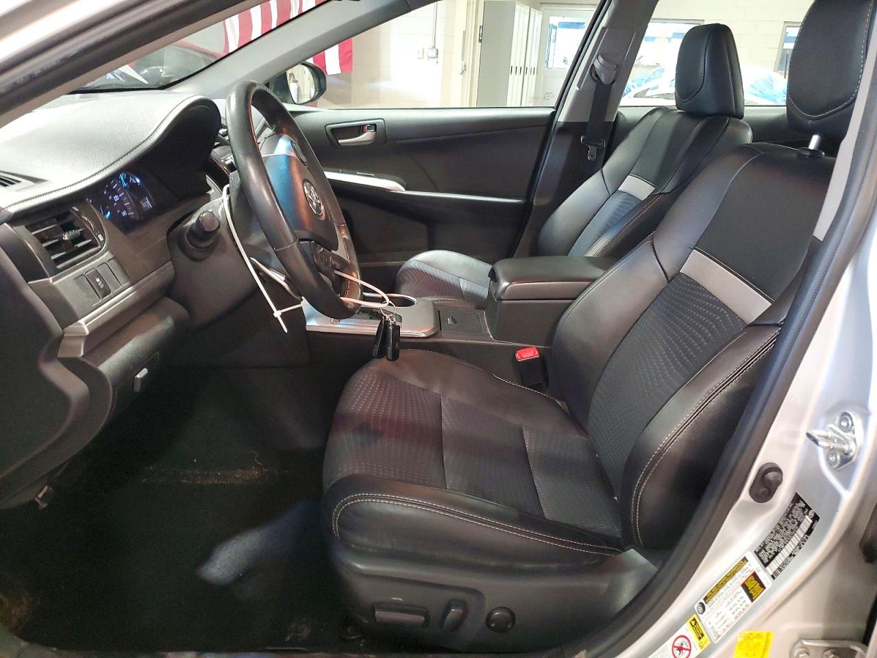 2012 Toyota Camry Se Silver vin: 4T1BF1FK1CU134319