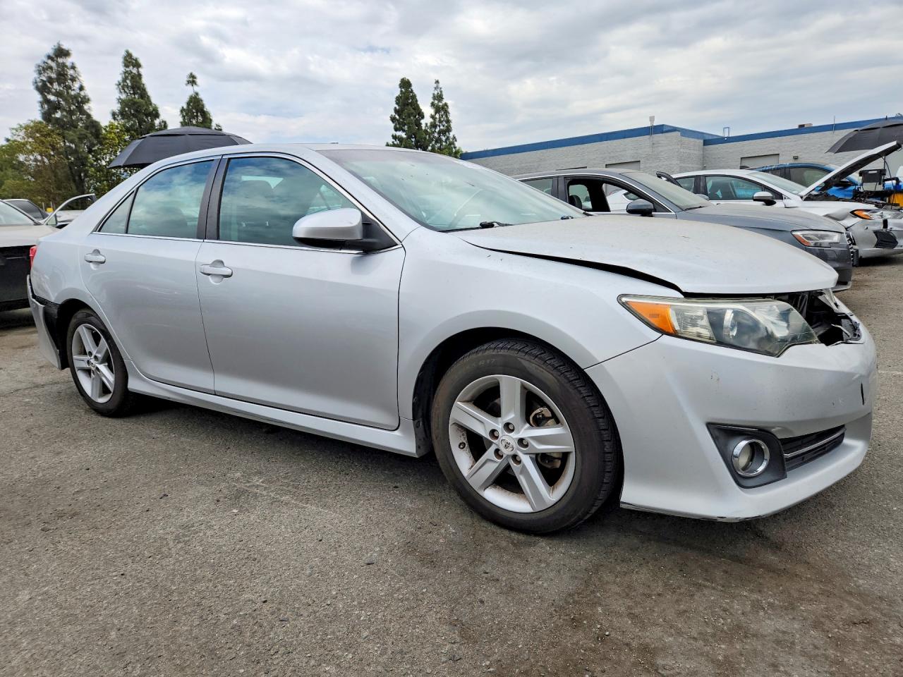 2012 Toyota Camry Se Silver vin: 4T1BF1FK1CU146292