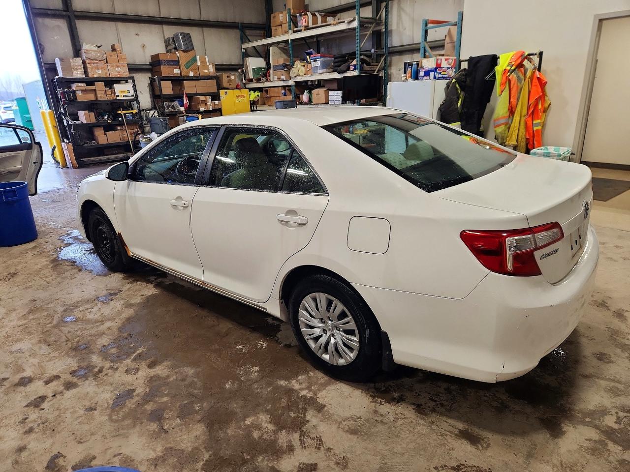2012 Toyota Camry L White vin: 4T1BF1FK1CU519783