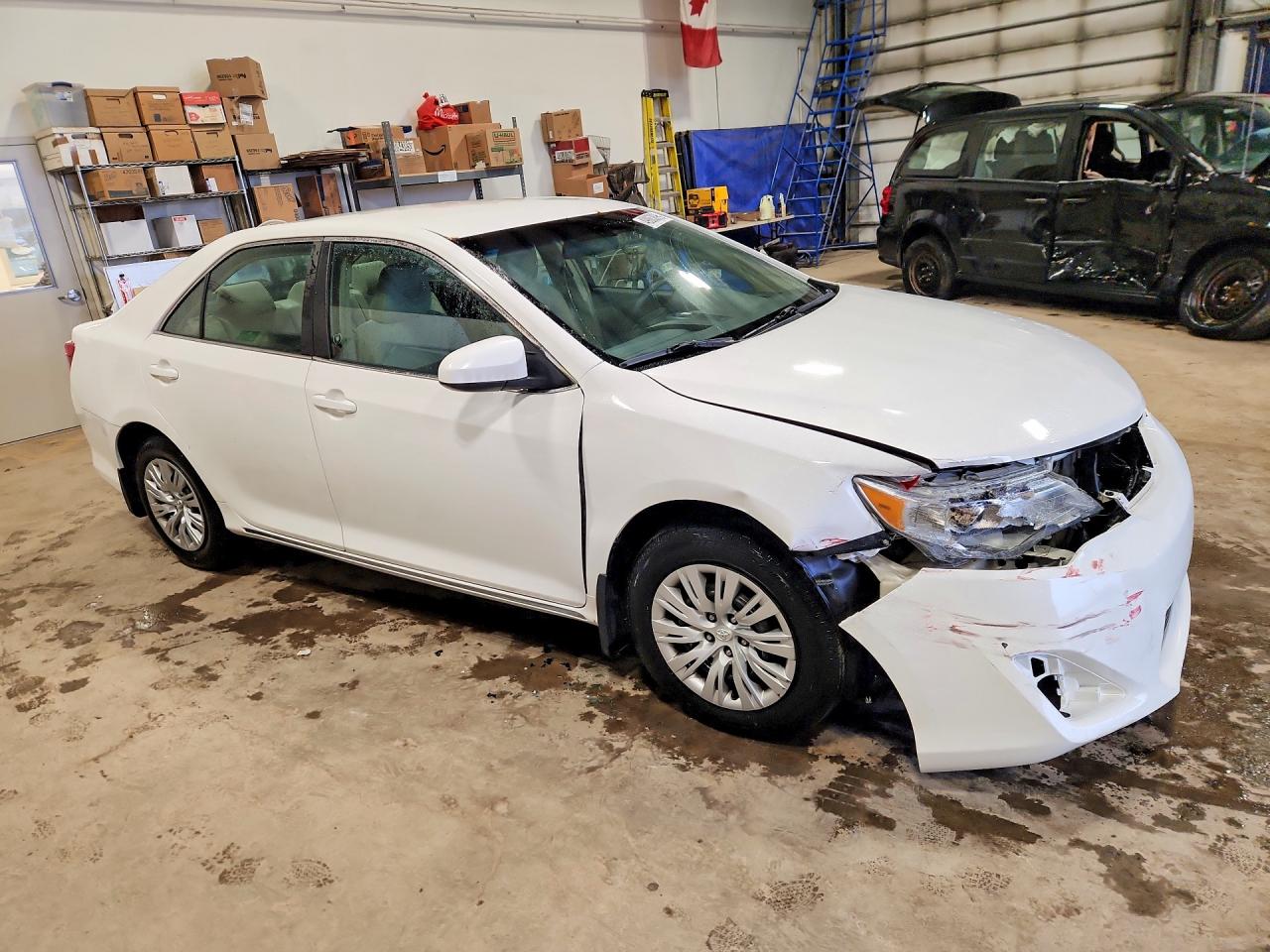 2012 Toyota Camry L White vin: 4T1BF1FK1CU519783