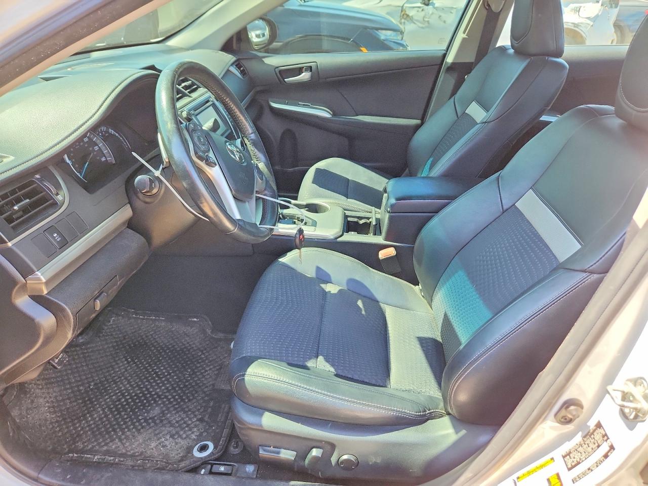 2012 Toyota Camry Se White vin: 4T1BF1FK1CU537443