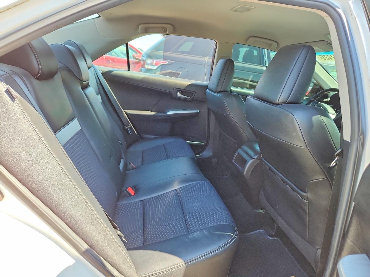 2012 Toyota Camry Se White vin: 4T1BF1FK1CU537443