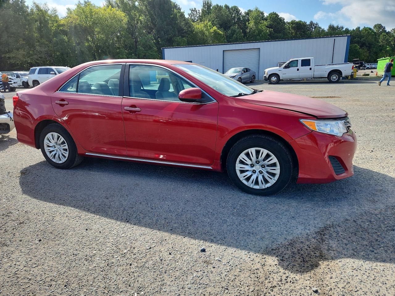 2012 Toyota Camry Le Red vin: 4T1BF1FK1CU541377