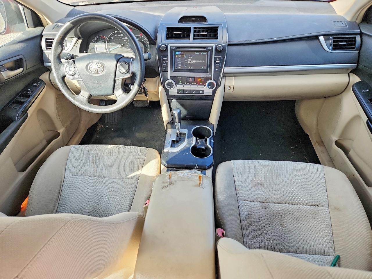 2012 Toyota Camry Le Red vin: 4T1BF1FK1CU541377