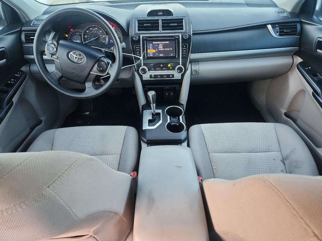 2012 Toyota Camry Le White vin: 4T1BF1FK1CU544232