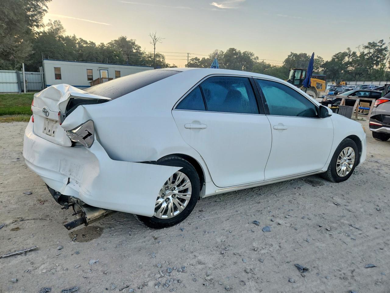 2012 Toyota Camry Le White vin: 4T1BF1FK1CU544232